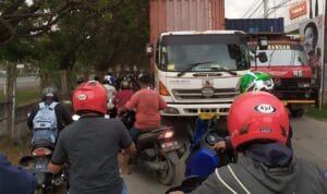Akibat Solar Langkah Membuat Titik Macet di Kota Makassar
