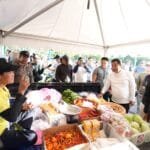 Pj Gubernur Sulsel Jalan Santai, Cek Kesehatan dan Tinjau Pasar di Parepare