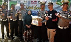 Bakti Sosial Ramadhan MPCI South Sulawesi Chapter Bersama Ditlantas Polda Sulsel