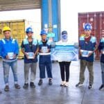 Pelindo Solusi Logistik Libatkan UMKM Bagikan Takjil untuk TKBM dan Masyarakat Sekitar