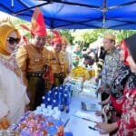 Hadiri Peringatan HUT Jeneponto, Pj Ketua TP PKK Sulsel Serahkan Sejumlah Bantuan