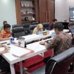 Pj Sekda Sulsel Pastikan Pemenuhan Pangan dan Air Bersih Bagi Warga Terdampak Banjir dan Longsor