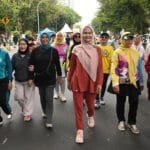 Pj Ketua TP PKK Sulsel Senam Bareng Warga di CFD Sudirman