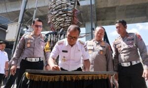 Danny Pomanto Resmikan Tugu Ikan Knalpot Brong di Fly Over