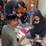 Pasangan “Sipakariomi” Lakukan Pemeriksaan Kacamata Gratis di Tiga Tiktik Berbeda