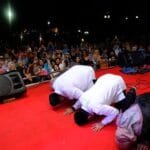 Sujud Syukur, Pasangan Chaidir Muetazim Deklarasi Menang di Pilkada Maros Tahun 2024