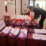 SKPD Pemkot Makassar Kumpulkan Ribuan Nasi Kotak untuk Korban Terdampak Banjir di Manggala