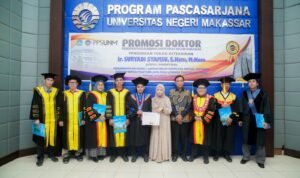Suryadi Syamsu Raih Gelar Doktor Di Universitas Negeri Makassar Dengan Riset Inovatif Tentang Virtualisasi Laboratorium Komputer