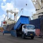 Pelindo Solusi Logistik Dorong Transisi Energi Hijau lewat Fasilitasi Green Coke di Riau