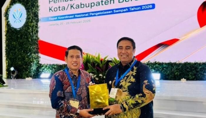 Fokus Tangani Sampah, Maros Diganjar Penghargaan Pengelolaan Sampah Tingkat Nasional