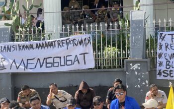 Ketua DPRD Maros Terima Aspirasi PMII DAN SAPMA PP Maros, Siap Tindak Lanjuti Tuntutan Mahasiswa