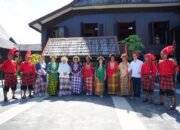 Wisata Sejarah Balla Lompoa Gowa Pikat Pasangan Delegasi Asing