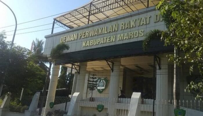 DPRD Maros Soroti Kekurangan 475 Guru di SD dan SMP