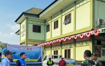 Sinergi BRPBAP3, Kodim 1422/Maros, Baznas, dan HNSI Maros Salurkan Air Bersih untuk Warga Pesisir Maros
