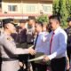 Dari Pemimpin Upacara ke Penerima Penghargaan, Iptu Wawan Hartawan Ukir Apresiasi di HUT RI ke-81